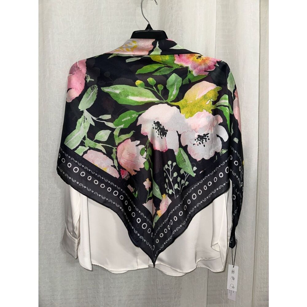NM 40 x 40 Black White Pink Green Multi Floral Large Square Scarf